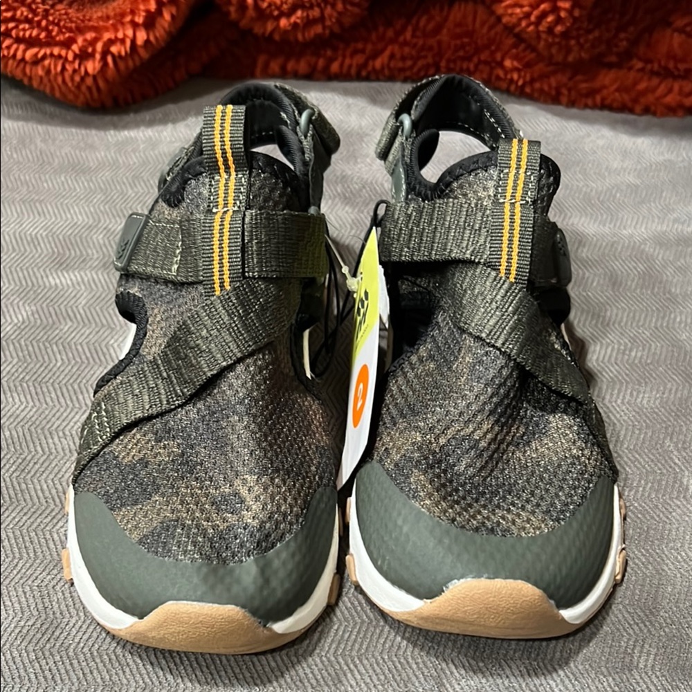 Green Camo Sandals with Velcro Closure